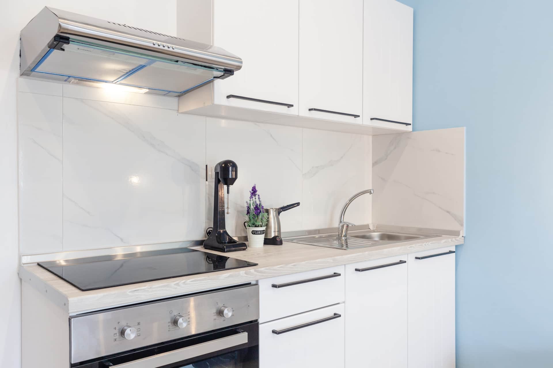 Studio Apartment 1 Photo 3