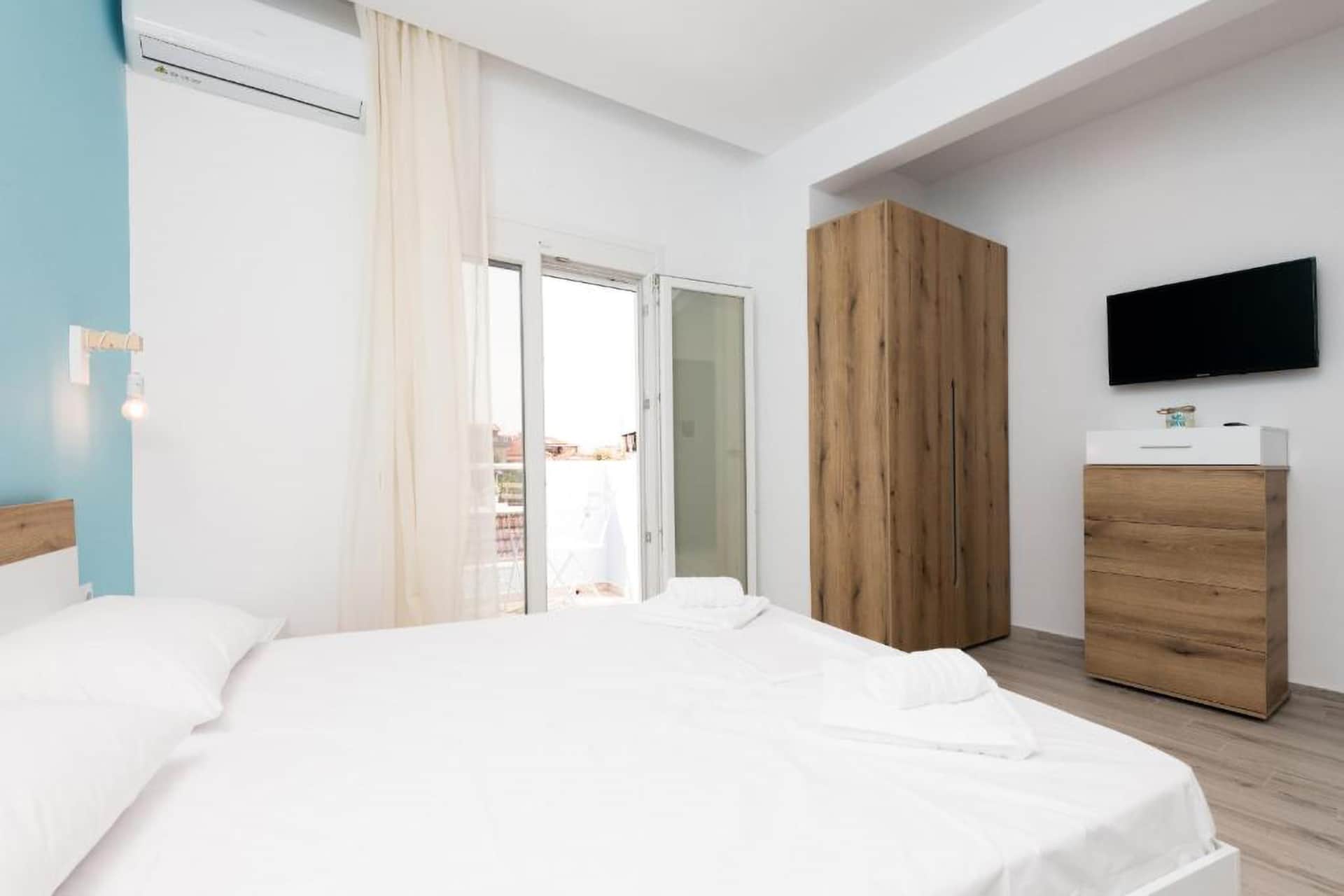 Studio Apartment 2