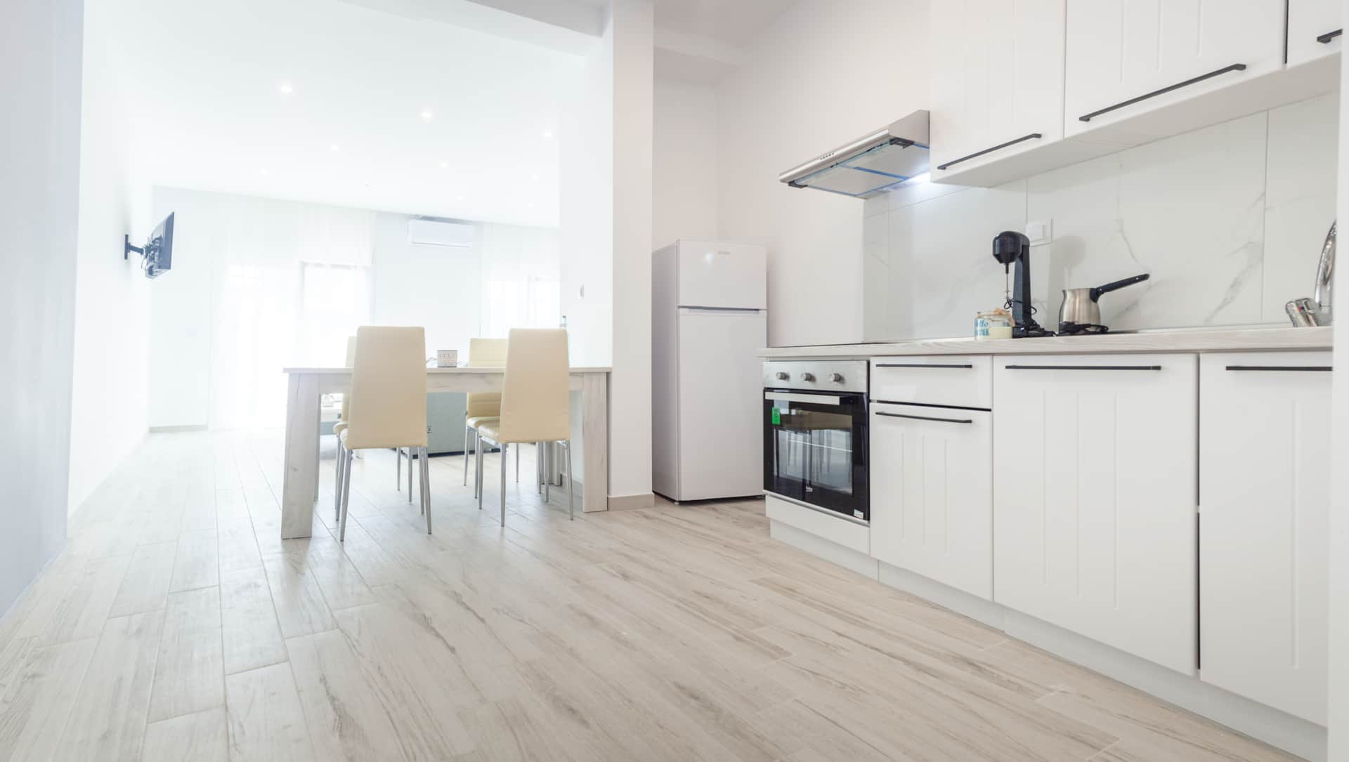 Superior Apartment 2 Photo 5